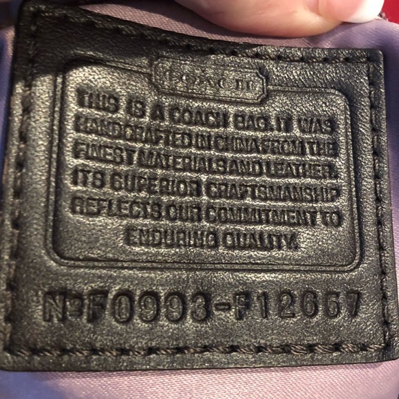 SOLD!!! Coach Signature Zoe Shoulder Bag - Picture 8 of 8